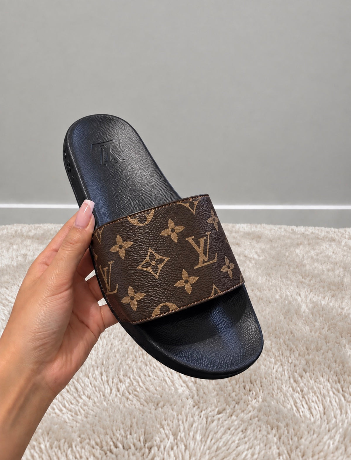 Louis Vuitton Slides