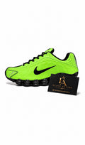 Nike Shox R4 colour changing